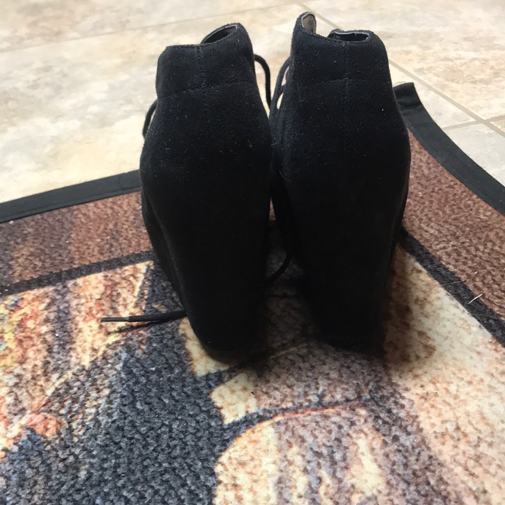 Wedges - Picture 3 of 3